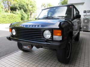 1993y レンジローバー 4 0クラシック 本革 Sr コイルサス換装済 ブラックnewペイント 前女性オーナー車 記録簿多数の極上車が入庫してまいりました ガレージアローズ