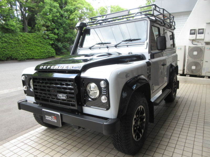 ランドローバーディフェンダー90SW 2.2Tdci アドベンチャーED 黒革 専用AW 4人乗り 特別限定車 世界限定600台 セレブレーションモデル Nox/Pm適合 3ナンバー ルーフラック＆リアラダー シュノーケル 専用アンダーガード アルカンターラ フルカーペット LEDヘッドライト LEDレンズkit 禁煙車 前法人オーナー 並行輸入車 右ハンドル 記録簿付