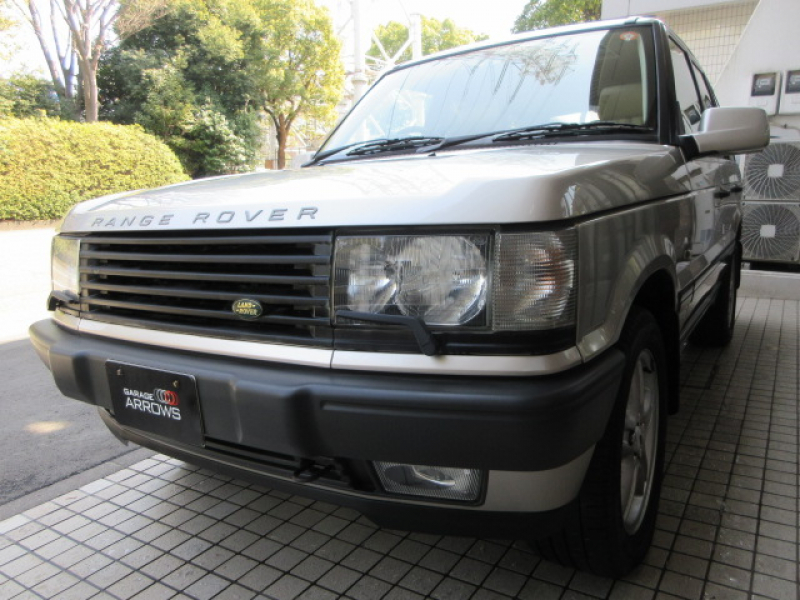 ランドローバーレンジローバー4.6HSE ロイヤルエディション 本革 SR ナビTV 18AW 特別限定車 日本国内150台限定 ビルトインナビ 天張新品生地張替 後期LP60モデル ワンオーナー車 禁煙車 正規ディーラー車 右ハンドル ディーラー記録簿多数