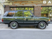 ランドローバー レンジローバー 4.0ファイナルエディション 本革 SR 純正同色AW SWB 後期最終モデル エアサス アイアンバンパー換装済 後期インテリア フローティングモニター ディスプレイオーディオ バックカメラ ドラレコ 前法人オーナー車 正規ディーラー車 右ハンドル 整備記録簿、整備明細多数の中古車