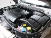 ランドローバー ディスカバリー4 5.0SE 本革 3SR 純正ナビTV 純正19AW AJ5.0V8エンジン最終 2013年モデル 大人気カラー 7人乗り エアサス 全方位カメラ ハーマンカードン テレインレスポンス フロント＆リアPDC ALPINE社製後席モニター2SET 正規ディーラー車 右ハンドル 記録簿多数の中古車