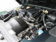 ランドローバー ディフェンダー 130DCPU 2.2Tdci PUMA後期最終モデル 5人乗り Nox/Pm適合 1ナンバー（3ナンバー可）ホワイトスチールホイール BFGタイヤ  並行輸入車 右ハンドル 記録簿付の中古車