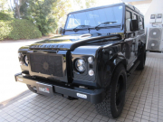 ランドローバー ディフェンダー 110UW 2.2Tdci 社外18AW 5人乗り 後期最終PUMAモデル AT換装済 Nox/Pm適合 3ナンバー 社外グリル 社外Fアンダーガード プレミアムシート エボニーヘッドライナー  フルカーペット施工 LEDヘッドライト LEDバンパー NASランプ NASリアステップ  サイドランナー 背面タイヤ 並行輸入車 右ハンドル 記録簿の中古車