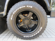 ランドローバー ディフェンダー 110UW 2.2Tdci 社外18AW 5人乗り 後期最終PUMAモデル AT換装済 Nox/Pm適合 3ナンバー 社外グリル 社外Fアンダーガード プレミアムシート エボニーヘッドライナー  フルカーペット施工 LEDヘッドライト LEDバンパー NASランプ NASリアステップ  サイドランナー 背面タイヤ 並行輸入車 右ハンドル 記録簿の中古車