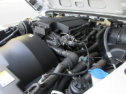 ランドローバー ディフェンダー 110SW 2.2Tdci XS 半革 純正Boostホイール 7人乗り 後期PUMAモデル Nox/Pm適合 3ナンバー コンビニエンスパック フロントシートヒーター 前後マッドフラップ XSサイドランナー 背面タイヤ 並行輸入車 右ハンドル 記録簿付の中古車