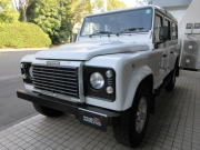ランドローバー ディフェンダー 110SW 2.2Tdci XS 半革 純正Boostホイール 7人乗り 後期PUMAモデル Nox/Pm適合 3ナンバー コンビニエンスパック フロントシートヒーター 前後マッドフラップ XSサイドランナー 背面タイヤ 並行輸入車 右ハンドル 記録簿付の中古車