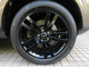 ランドローバー ディスカバリー 3.0V6SC SE 本革 3SR 純正ナビTV 純正20AW 7人乗り 後期最終モデル ブラックデザインパック  サイドステップ 副変速機トランスファ アダプティブクルーズコントロール 全方位カメラ MERIDIAN エクステンテドルーフレール ワンオーナー 正規ディーラー車 右ハンドル 記録簿付の中古車