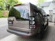 ランドローバー ディスカバリー 3.0V6SC SE 本革 3SR 純正ナビTV 純正20AW 7人乗り 後期最終モデル ブラックデザインパック  サイドステップ 副変速機トランスファ アダプティブクルーズコントロール 全方位カメラ MERIDIAN エクステンテドルーフレール ワンオーナー 正規ディーラー車 右ハンドル 記録簿付の中古車