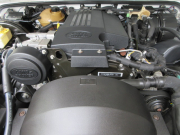 ランドローバー ディフェンダー 110SW 2.2Tdci 本革張替 新品SawtoothブラックAW 7人乗り Nox/Pm適合 3ナンバー 後期PUMAモデル ブラックパック 新品BFGタイヤ コンフォートスプリング LEDヘッドライト LEDレンズKIT ブラックチェッカープレート 前後マッドフラップ  サイドランナー 背面タイヤ 並行輸入車 右ハンドル 記録簿付の中古車