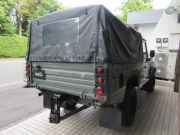ランドローバー ディフェンダー 110SCPU 2.2Tdci ピックアップトラック Wolfstyleブラックホイール 2人乗り 後期PUMAモデル Nox/Pm適合 1ナンバー 新品エアコン装着 ヘリテイジスタイル CANVAS幌 クリアレンズ ヘリテイジグリル ウイングブラックチェッカープレート 前後マッドフラップ 並行輸入車 右ハンドル 記録簿付の中古車