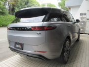 ランドローバー レンジローバーSPORT 3.0D MHEV D300 ダイナミックHSE 本革 パノラマR 純正ナビ 純正OP23AW 電動デプロイアブルサイドステップ SVO Bespokeエクステリアアップグレード プレミアムインテリアアップグレード ACC HUD 前後ドラレコ 純正OP多数 正規ディーラー車 右ハンドル 記録簿付の中古車
