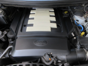 ランドローバー レンジローバーVOGUE 4.4V8 本革 SR ナビ 19AW 後期インテリア テレインレスポンス LOGIC7 天張り新品生地張替施工 正規ディーラー車 右ハンドル 記録簿付の中古車