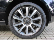ランドローバー レンジローバー 3.0V6SCヴォーグ LWB （ロングホイールベース）本革 パノラマルーフ ナビTV 21AW  リアエンタメ 電動サイドステップ ACC 正規ディーラー車 右ハンドル 記録簿付の中古車
