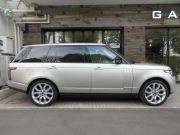 ランドローバー レンジローバー 5.0V8SCオートバイオグラフィ LWB 本革 パノラマSR ナビTV 22AW ロングホイールベース  リアエンタメ  電動サイドステップ  ACC 正規ディーラー車 右ハンドル 全正規ディーラー記録簿付の中古車