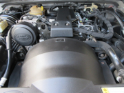 ランドローバー ディフェンダー 110 XS SW 2.4Tdci 半革 ディーゼル 7人乗り 新品タイヤ＆WOLFホイール5本 フォールディングサイドステップ Nox/PM適合 3ナンバー登録 新車並行車 右ハンドル 記録簿付の中古車