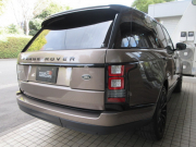 ランドローバー レンジローバー 5.0V8SCオートバイオグラフィ 本革 パノラマSR ナビTV 22AW ブラックデザインパック リアエンタテイメント 電動サイドステップ ACC 正規ディーラー車 右ハンドル 記録簿付の中古車