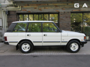 ランドローバー レンジローバー 4.0クラシック 本革 SR 同色ホイール SWB クラシックインテリア コイルサスペンション 全席シートリペア施工 ウッドパネルリペア施工 天張新品生地張替 正規ディーラー車 左ハンドル 記録簿付の中古車