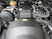 ランドローバー ディフェンダー 110 XS 2.4TDCi 半革 SR ディスプレイオーディオ 社外ステア サイドステップ クリアレンズ bluetooth バックカメラ Nox/PM適合 3ナンバー AT換装 7人乗り 新車並行車 右ハンドル 記録簿付の中古車