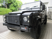 ランドローバー ディフェンダー 110 XS 2.4TDCi 半革 SR ディスプレイオーディオ 社外ステア サイドステップ クリアレンズ bluetooth バックカメラ Nox/PM適合 3ナンバー AT換装 7人乗り 新車並行車 右ハンドル 記録簿付の中古車