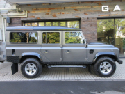 ランドローバー ディフェンダー 110SW 2.2TDCI ランドマークエディション 本革 限定AW 特別限定車 7人乗り ブラックパック後継 最終モデル サイドランナー 背面タイヤ コールドクライメイトパック コンビニエンスパック UK本国モデル 右ハンドル 記録簿付の中古車