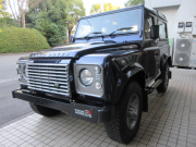 ランドローバー ディフェンダー 90SW 2.2Tdci 半革 ディアルフィニッシュAW 4人乗り 稀少カラー クリアマーカー キーレスエントリー 前後マッドフラップ サイドランナー 背面タイヤ 並行輸入車 右ハンドル 記録簿付の中古車