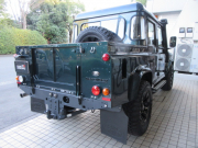 ランドローバー ディフェンダー 110DCPU 2.2Tdci XS 半革 新品sawtoothホイール 5人乗り Nox/Pm適合 新品タイヤ シュノーケル シートヒーター 前後マッドプラップ サイドランナー 背面タイヤ 新車並行車 右ハンドル 記録簿付の中古車