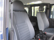 ランドローバー ディフェンダー 110SW 2.2Tdci ホワイトスチールホイール 5人乗り Nox/Pm適合 3ナンバー登録 前席シート張替済 ホワイトルーフ 稀少カラー マッドフラップ サイドランナー 背面タイヤ 並行輸入車 右ハンドル 記録簿付の中古車