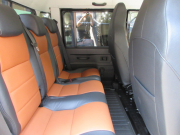ランドローバー ディフェンダー 110DCAB 2.2Tdci XS コンビレザー SawtoothブラックAW 5人乗り Nox/Pm適合 1ナンバー プレミアムレザーシート LEDランプ クリアレンズ 前後マッドフラップ サイドランナー 背面タイヤ 並行輸入車 右ハンドル 記録簿付の中古車