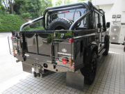 ランドローバー ディフェンダー 110DCAB 2.2Tdci XS コンビレザー SawtoothブラックAW 5人乗り Nox/Pm適合 1ナンバー プレミアムレザーシート LEDランプ クリアレンズ 前後マッドフラップ サイドランナー 背面タイヤ 並行輸入車 右ハンドル 記録簿付の中古車
