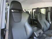 ランドローバー ディフェンダー 110DCAB 2.2Tdci XS 本革レカロシート SR 5人乗り Nox/Pm適合 1ナンバー AT換装済 007SPECTREコンセプト 新品MAXXIS37タイヤ＆ビートロックホイール FOXショックアブソーバー 専用オーバーフェンダー レカロ本革シート2脚 ルーフキャリア LEDランプ チェッカープレート その他多数 並行輸入車 右ハンドル 記録簿付の中古車
