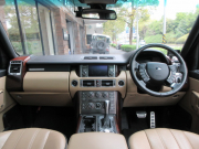 ランドローバー レンジローバーVOGUE 5.0V8スーパーチャージド 本革 SR ナビTV 20AW 2012年後期最終モデル 稀少カラー 上位グレード 510PS ブレンボ サイドステップ エボニーヘッドライニング LOGIC7HDオーディオ 正規ディーラー車 右ハンドル 記録簿付の中古車