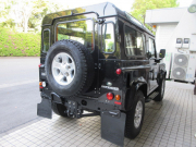 ランドローバー ディフェンダー 90SW 2.2Tdci XS 半革 純正Boostホイール 4人乗り AT換装済 Nox/Pm適合 3ナンバー登録 クリアレンズ 前後マッドフラップ サイドランナー 背面タイヤ 並行輸入車 右ハンドル 記録簿付の中古車