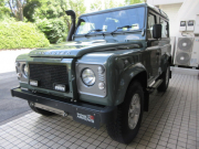 ランドローバー ディフェンダー 90SW 2.2Tdci XS  半革 純正Boostホイール  4人乗り AT換装済 Nox/Pm適合 3ナンバー登録  LAZERディライト シュノーケル MANTEC社製スイングキャリア クリアレンズ 前後マッドプラップ  XSサイドランナー 背面タイヤ 並行輸入車 右ハンドル 記録簿付の中古車