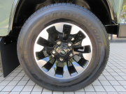 ランドローバー ディフェンダー 110SW 2.2Tdci 新品sawtooth18AW 7人乗り AT換装済 Nox/Pm適合 3ナンバー ブラックコントラストルーフ LEDヘッドライト LEDランプKIT ブラックデザインパック仕様 新品マッドフラップ 並行輸入車 右ハンドル 記録簿付の中古車