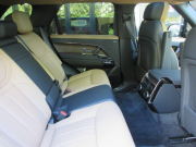 ランドローバー レンジローバーSPORT 3.0DMHEV DYNAMIC HSE 本革 パノラマSR 純正ナビ 純正22AW シグニチャーLEDヘッドライト セミアリニンレザー ACC 副変速機 純正OP多数 新車保証継承可 法人ワンオーナー車 正規ディーラー車 右ハンドル 記録簿付の中古車