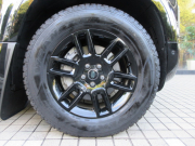 ランドローバー ディフェンダー 110 MHEV D300 XダイナミックHSE 本革 パノラマSR 純正11.4Pivi Proナビ 純正19グロスブラックAW エクステンテッドブラックパック エアサスペンションパック サイドステップ 純正OP多数 新車保証継承可能 ワンオーナー車 禁煙車 正規ディーラー車 右ハンドル 記録簿付の中古車