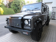 ランドローバー ディフェンダー 110SW 2.4Tdci XS 半革 新品Sawtoothアルミホイール 新品タイヤ Nox/Pm適合 3ナンバー コンビニエンスパック フロアカーペット クリアレンズ 前後マッドフラップ XSサイドランナー 背面タイヤ 新車並行車 右ハンドル 記録簿付の中古車