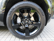 ランドローバー ディフェンダー 110 MHEV D300 XダイナミックHSE 本革 パノラマSR 純正11.4Pivi Proナビ 純正22グロスブラックAWエアサスペンションパック 新車保証継承可能 ワンオーナー車 禁煙車 正規ディーラー車 右ハンドル 記録簿付の中古車