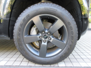 ランドローバー ディフェンダー 110 MHEV D300 XダイナミックHSE 本革 SR 純正11.4インチPIVI PRO ナビ 純正20アルミ エアサスペンションパック マトリックスLEDヘッドライト エクステンデドレザーアップグレード サイドステップ 新車保証継承可 ワンオーナー車 正規ディーラー車 右ハンドル 記録簿付の中古車