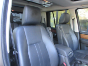 ランドローバー ディスカバリー 3.0V6SC SE 本革 3SR 純正ナビTV 純正19AW 7人乗り 後期モデル ブラックデザインパック 稀少カラー 副変速機 前後PDC メリディアン エクステンテドブラックルーフレール 正規ディーラー車 右ハンドル 記録簿付の中古車
