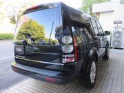 ランドローバー ディスカバリー 3.0V6SC SE 本革 3SR 純正ナビTV 純正19AW 7人乗り 後期モデル 副変速機付トランスファー メリディアン ブラインドスポットモニター リバーストラフィックディテクション 2オーナー車 正規ディーラー車 右ハンドル 全正規ディーラー記録簿付の中古車