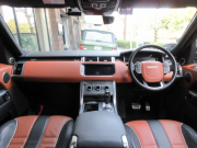 ランドローバー レンジローバーSPORT 5.0V8SC SVR コンビ本革 パノラマSR 純正ナビTV 純正OP22AW 550PS Incontrol Touch Pro 電動サイドステップ 専用スポーツシート アクティブエキゾースト ブレンボ ドライブアシストパック ACC ドラレコ 正規ディーラー車 右ハンドル 記録簿付の中古車