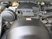 ランドローバー ディフェンダー 110SW 2.2Tdci XS 半革 純正Boostホイール  7人乗り AT換装済 Nox/Pm適合 3ナンバー クリアレンズ 前後マッドフラップ XSサイドランナー 背面タイヤ 後期最終モデル 並行輸入車 右ハンドル 記録簿付の中古車