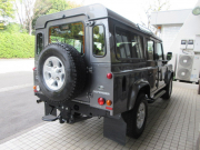 ランドローバー ディフェンダー 110SW 2.2Tdci XS 半革 純正Boostホイール  7人乗り AT換装済 Nox/Pm適合 3ナンバー クリアレンズ 前後マッドフラップ XSサイドランナー 背面タイヤ 後期最終モデル 並行輸入車 右ハンドル 記録簿付の中古車