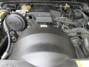 ランドローバー ディフェンダー 110SW 2.2Tdci XS 半革 Sawtoothブラックホイール 7人乗り AT換装済 Nox/Pm適合 3ナンバー ブラックパックペイント クリアレンズ 前後マッドフラップ XSサイドランナー 背面タイヤ 並行輸入車 右ハンドル 記録簿付の中古車
