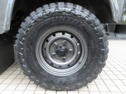 ランドローバー ディフェンダー 110Softtop 2.2Tdci 本革張替 10人乗り ソフトトップカスタム ヘリテイジカスタム AT換装済 Nox/Pm適合 3ナンバー登録 ブラウン本革 ブラウンMohair生地幌 新品Wolfstyleスチールホイール 並行輸入車 右ハンドル 記録簿付の中古車