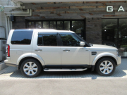 ランドローバー ディスカバリー 3.0V6SC SE 本革 3SR 純正ナビTV 純正19AW 後期モデル 7人乗り 稀少カラー サイドステップ 全方位サラウンドカメラ キセノンヘッドライト MERIDIANサウンド ブラインドスポット 正規ディーラー車 右ハンドル 記録簿付の中古車
