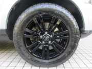 ランドローバー ディスカバリー 3.0V6SC SE 本革 3SR 純正ナビTV 純正19AW 7人乗り 後期モデル ブラックデザインパック 全方位サラウンドカメラシステム MERIDIAN キセノン ウッド＆レザーコンビステア リアPDC 正規ディーラー車 右ハンドル 記録簿付の中古車