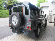 ランドローバー ディフェンダー 110SW 2.2Tdci XS 本革 コントラストルーフ 純正Boostホイール 7人乗り Nox/Pm適合 3ナンバー 稀少プレミアムレザーシート アルカンターラルーフライニング クリアレンズ XSサイドランナー 前後マッドフラップ 背面タイヤ 並行輸入車 右ハンドル 記録簿付の中古車