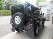 ランドローバー ディフェンダー 90SW 2.2Tdci XS 半革 純正Boostホイール 4人乗り AT換装済 Nox/Pm適合 3ナンバー フルカーペット クリアレンズ 前後ランプガード 前後マッドフラップ XSサイドランナー 背面タイヤ 並行輸入車 右ハンドル 記録簿付の中古車